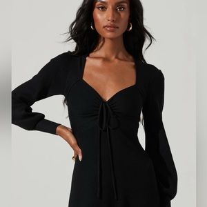 NWOT Revolve Knit Midi Dress Sweetheart Neckline